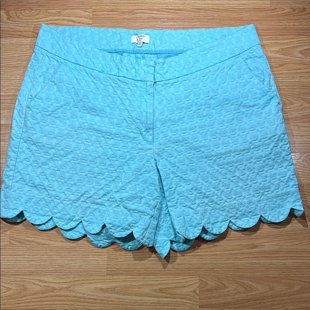Crown & Ivy Blue Shorts Sz 16with Scalloped Hem